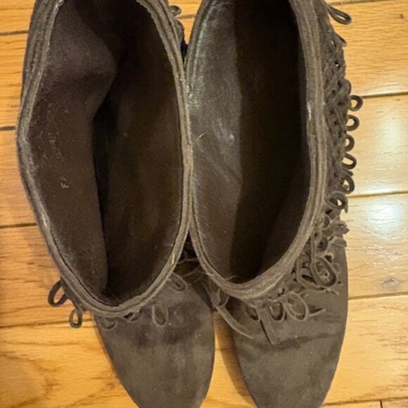 Dior Brown Suede Fringe Booties, Size 39.5, Damaged Right Heel - Picture 8 of 11